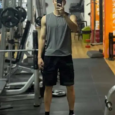 杜旭